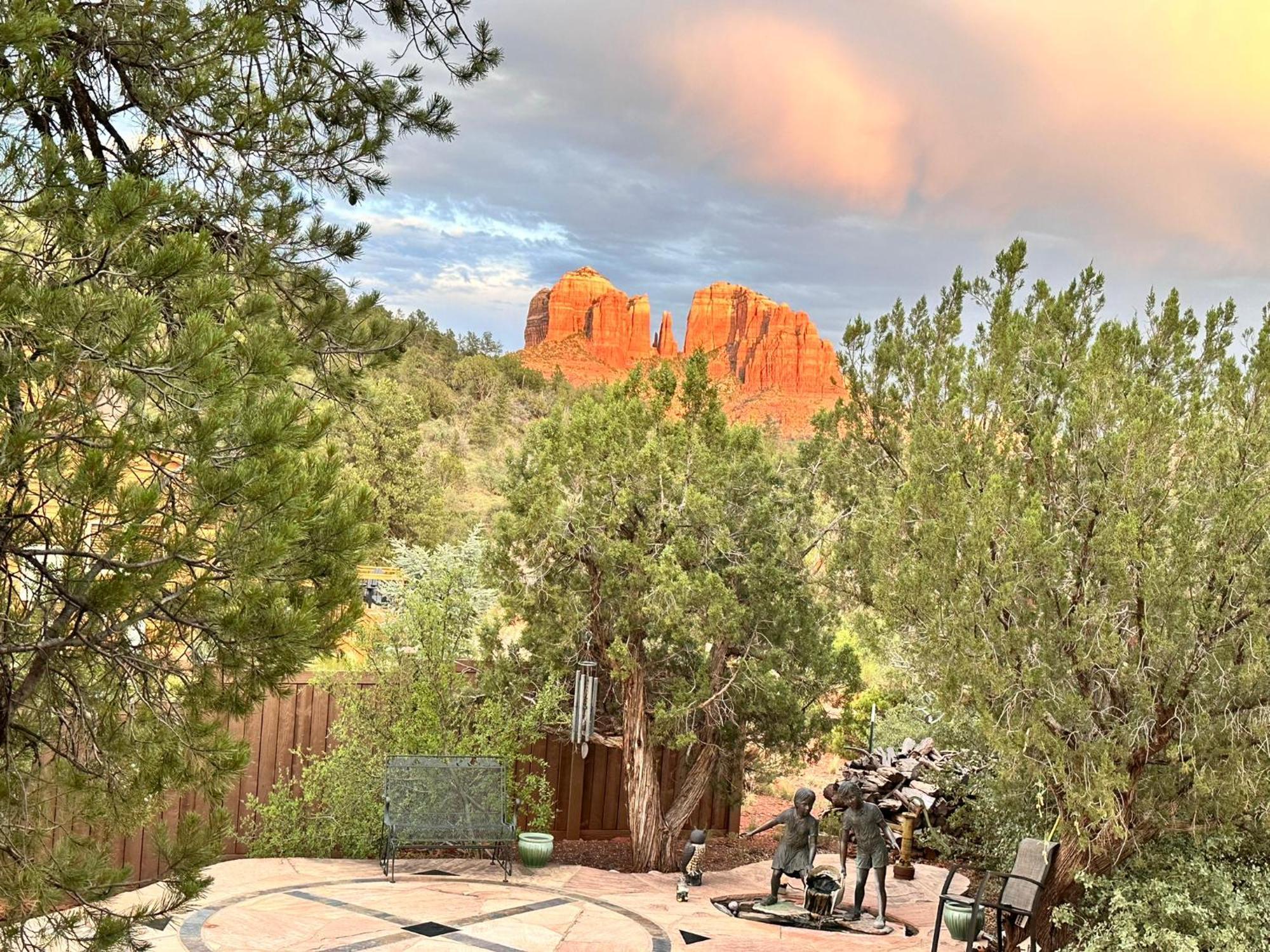 Cathedral Casita At Sedona Cathedral Hideaway Llcヴィラ エクステリア 写真